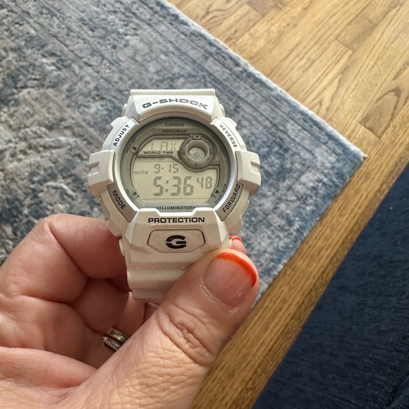 NWT G-Shock Watch - Picture 6 of 9
